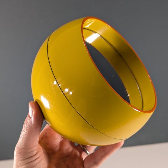 Round yellow ball mirror - Picture 7 of 8